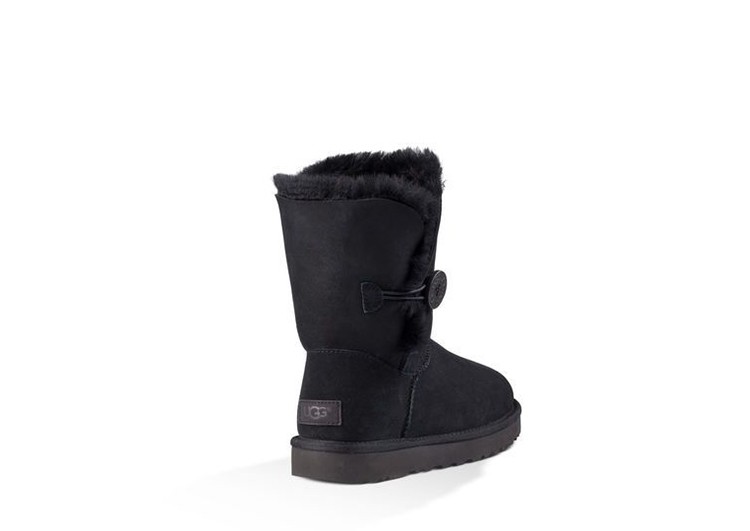 מגפי האגג דגם קלאסי כפתור קצר UGG BAILEY BUTTON SHORT – תמונה 17