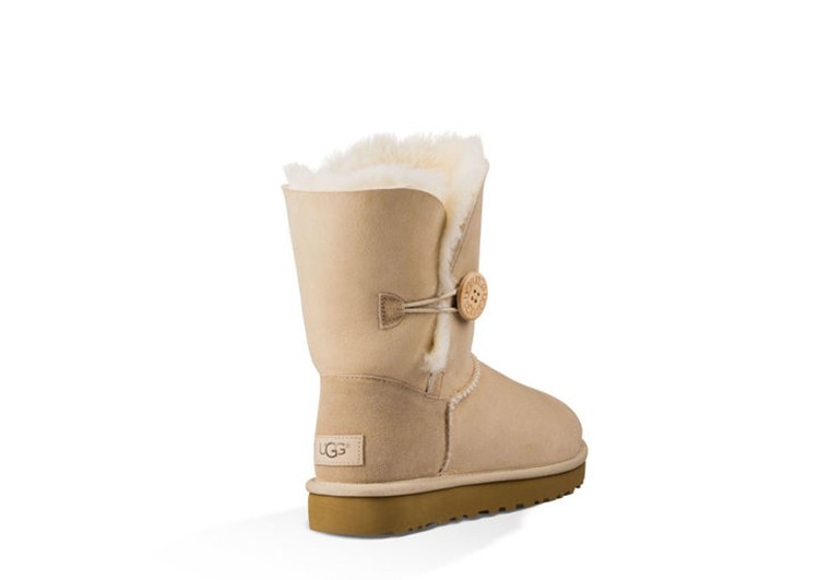 מגפי האגג דגם קלאסי כפתור קצר UGG BAILEY BUTTON SHORT – תמונה 20