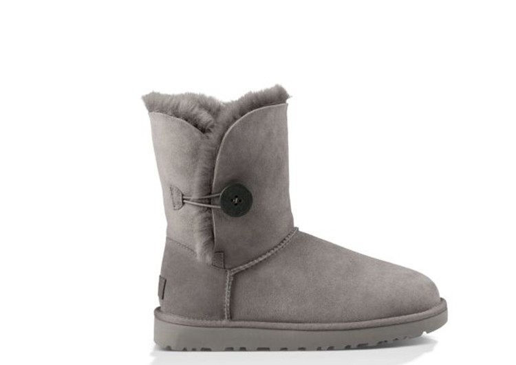 מגפי האגג דגם קלאסי כפתור קצר UGG BAILEY BUTTON SHORT – תמונה 4
