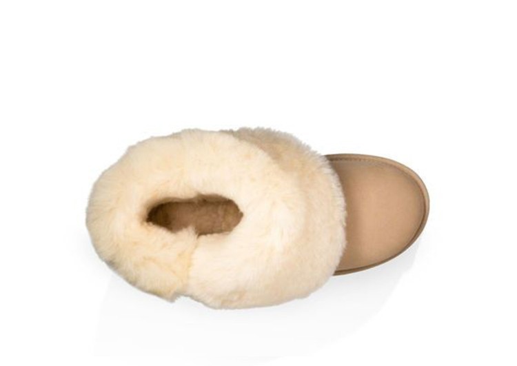 מגפי האגג דגם קלאסי כפתור קצר UGG BAILEY BUTTON SHORT – תמונה 12