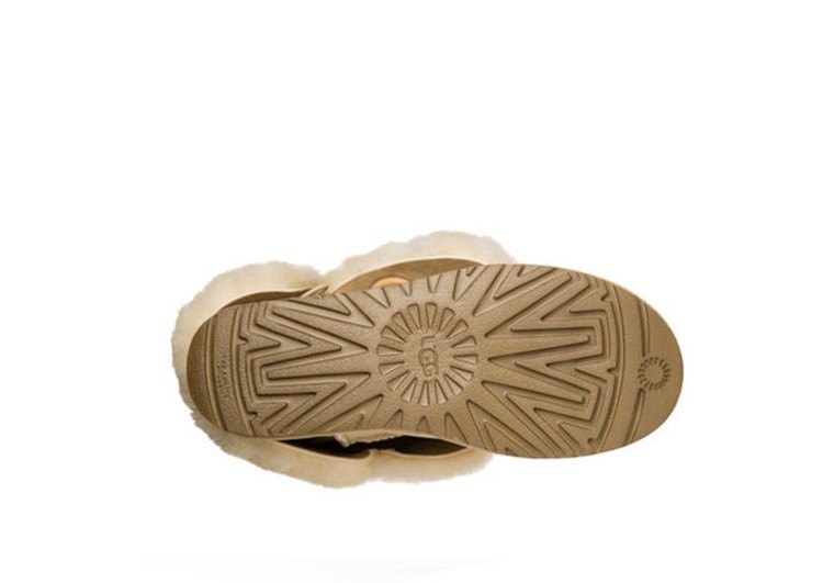 מגפי האגג דגם קלאסי כפתור קצר UGG BAILEY BUTTON SHORT – תמונה 13