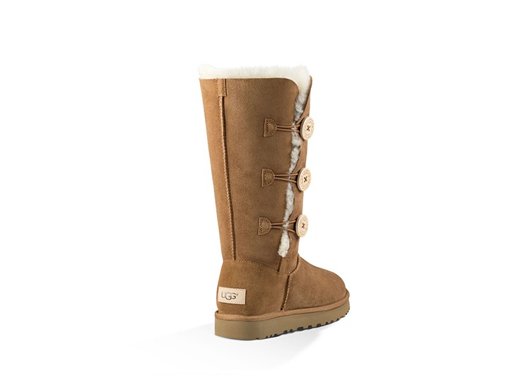מגפי האגג דגם ביילי כפתורים גבוהה Bailey-Button UGG – תמונה 3