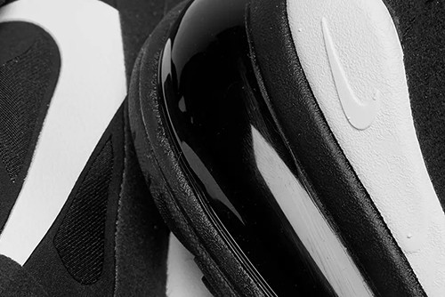 Nike Air Max 270 React Black White – תמונה 4