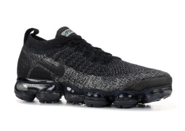 nike air vapormax flyknit 2 Black Gray (1)