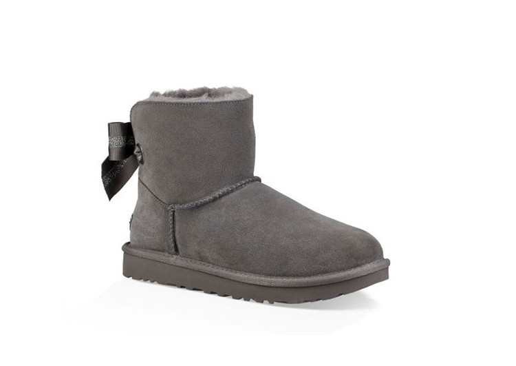 מגפי האגג דגם ביילי מיני סרט נוצץ UGG BAILEY MINI – תמונה 10