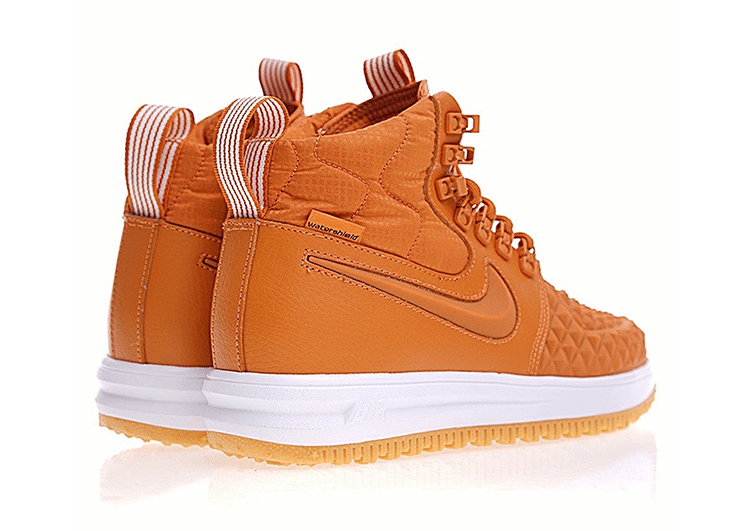 נעלי נייק-NIKE AIR LF1 DUCKBOOT ORANGE – תמונה 3