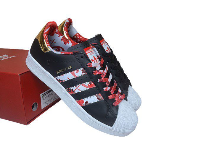 נעלי אדידס-ADIDAS Stan Smith - Black / Red / White – תמונה 7
