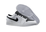 נעלי נייק-NIKE AIR JORDAN 1 LOW -WHITE-BLACK LOGO