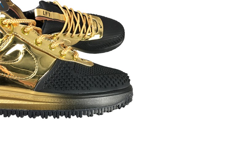 נעלי נייק-NIKE AIR LF1 DUCKBOOT BLACK-GOLDEN – תמונה 4