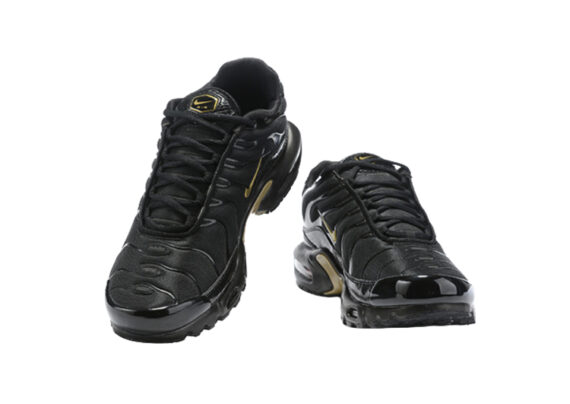 נעלי נייק-NIKE AIR MAX PLUS TN-ECRU-BLACK