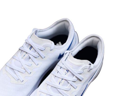 נעלי נייק-NIKE AIR ZOOM PEGASUS 36 - White & Blue Logo