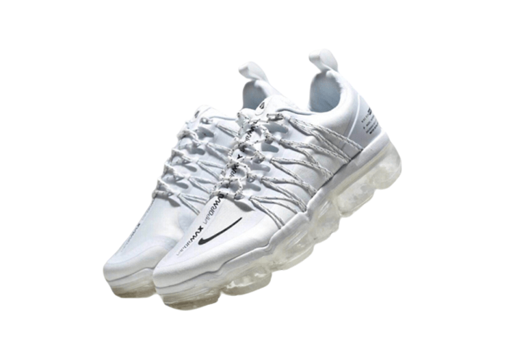 נעלי נייק-NIKE AIR VAPROMAX 2019 - FULL WHITE - BLACK LOGO – תמונה 6