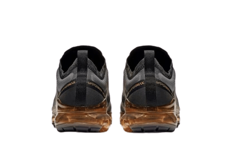 נעלי נייק-NIKE AIR VAPROMAX 2019 - GRAY-BROWN-BLACK LOGO – תמונה 4