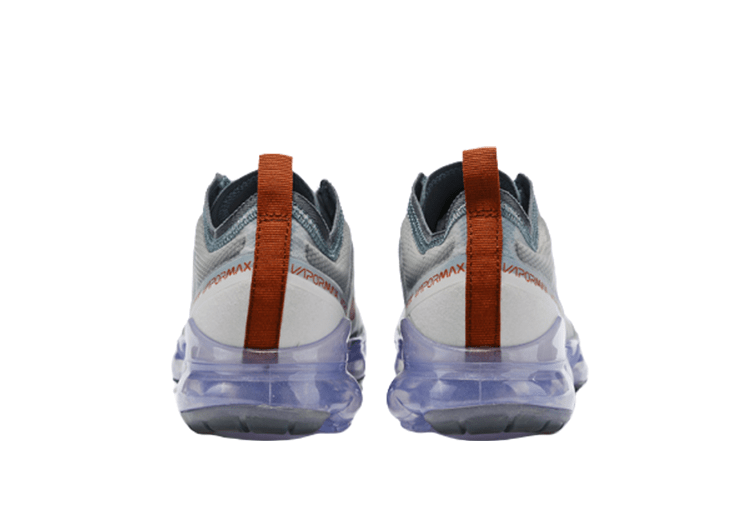 נעלי נייק-NIKE AIR VAPROMAX 2019 - WHITE-GRAY-RED LOGO – תמונה 5