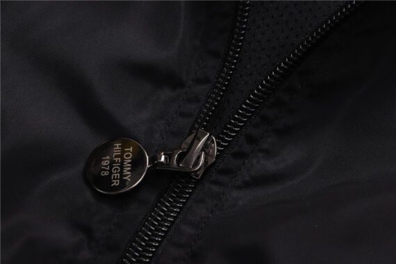 טומי הילפיגר-TOMMY JACKET - Black