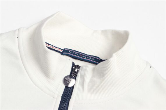 טומי הילפיגר-TOMMY SUIT-WHITE NAVY BLUE & RED