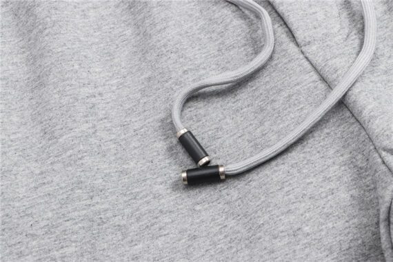 טומי הילפיגר-TOMMY SUIT- Zumthor