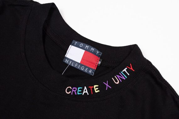 טומי הילפיגר-TOMMY TSHIRT MEN'S - BLACK