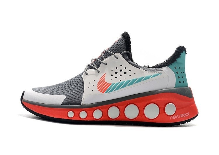 נעלי נייק - Nike react Tinker Hatfield - Silver Sand & Grey Suit