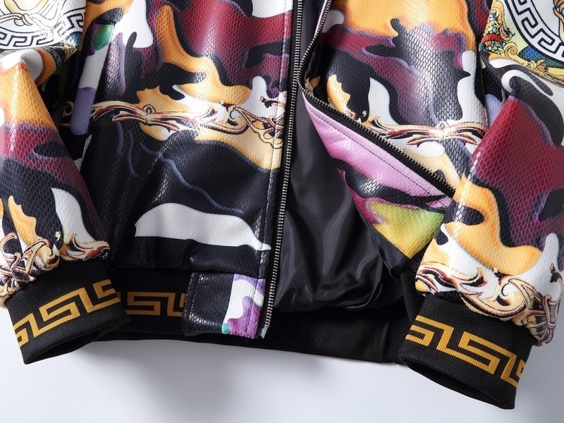 מעילים וג'קטים לגברים-VERSACE NEW LEATHER JACKET MEN'S - White Black & Golden Glow