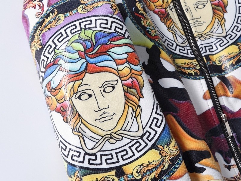 מעילים וג'קטים לגברים-VERSACE NEW LEATHER JACKET MEN'S - White Black & Golden Glow