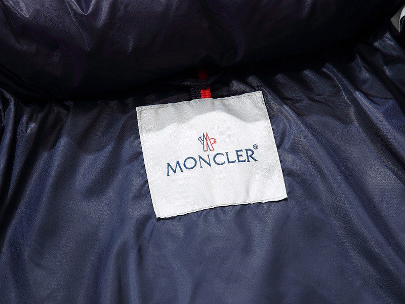 חליפה מונקלר-MONCLER SUIT - Blue Zodiac – תמונה 5