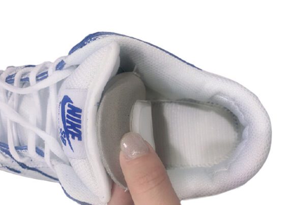 נעליי נייק-NIKE SB DUNK LOW PRO QS - Blue & White