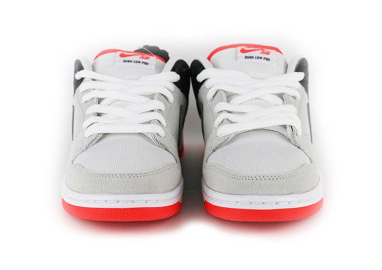 נעליי נייק-NIKE SB DUNK LOW PRO QS - Grey Nurse & Black – תמונה 4
