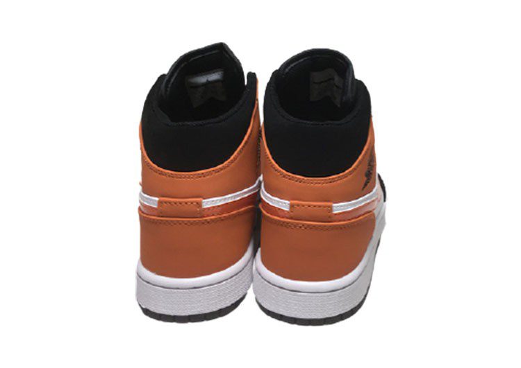 נעלי נייק-NIKE AIR MAX JORDAN HIGH - Black Flame Pea & White – תמונה 5