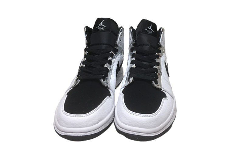 נעלי נייק-NIKE AIR MAX JORDAN HIGH - Black Russian & White – תמונה 3