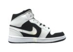 נעלי נייק-NIKE AIR MAX JORDAN HIGH - Black Russian & White Lilac