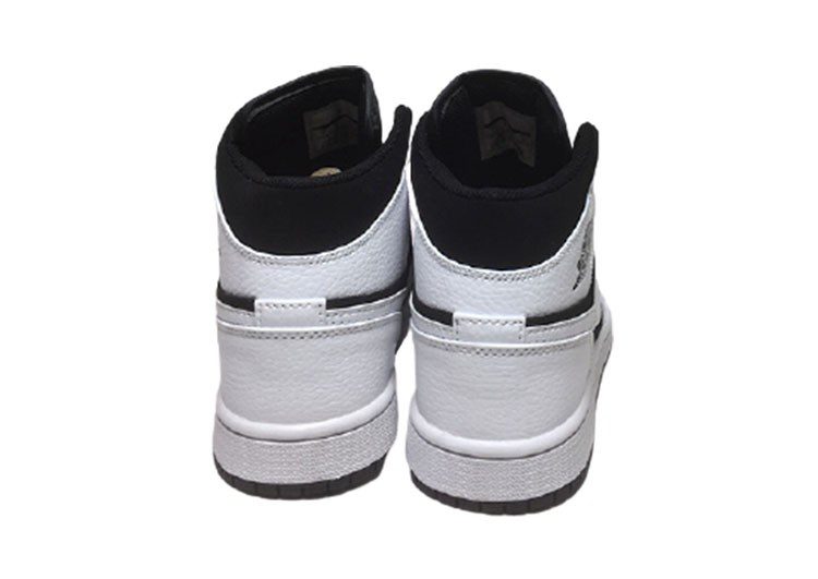 נעלי נייק-NIKE AIR MAX JORDAN HIGH - Bunker & White – תמונה 4