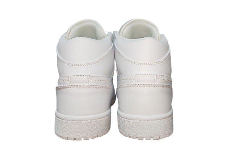 נעלי נייק-NIKE AIR MAX JORDAN HIGH - Romance – תמונה 4