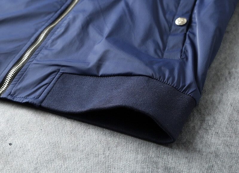 פראדה-PRADA- JECKET - Navy Blue & Red – תמונה 4