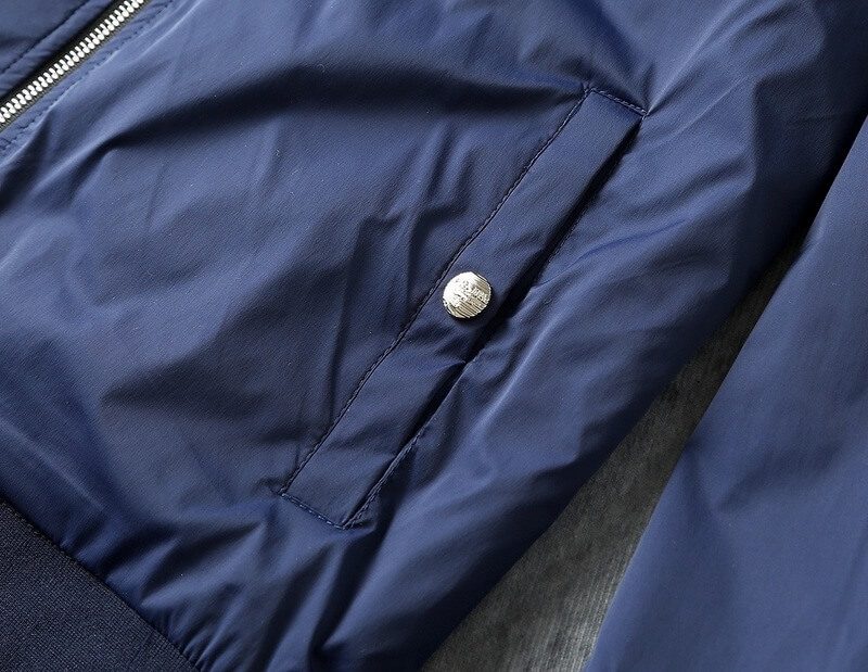 פראדה-PRADA- JECKET - Navy Blue & Red – תמונה 3