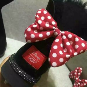 מגפי האגג דגם דיסני גם לילדים UGG Mini DISNEY – תמונה 5