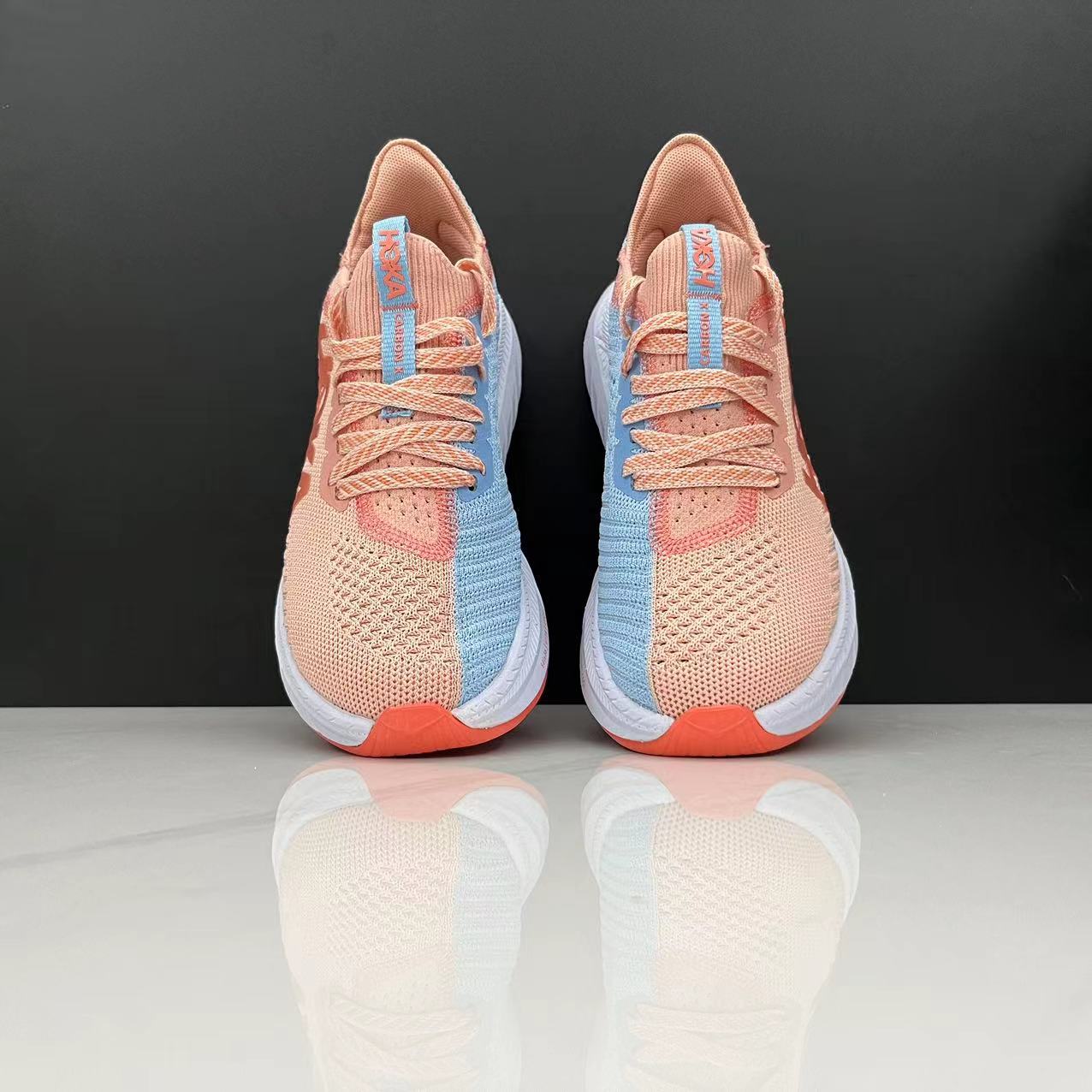 נעלי הוקה-HOKA ONE ONE CARBON X3 Pink – תמונה 3