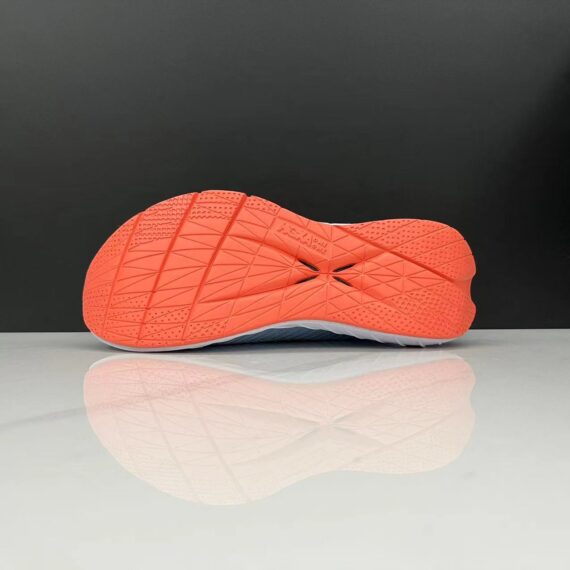 נעלי הוקה-HOKA ONE ONE CARBON X3 Pink