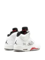 NIKE x Supreme Air Jordan 5 Retro sneakers
