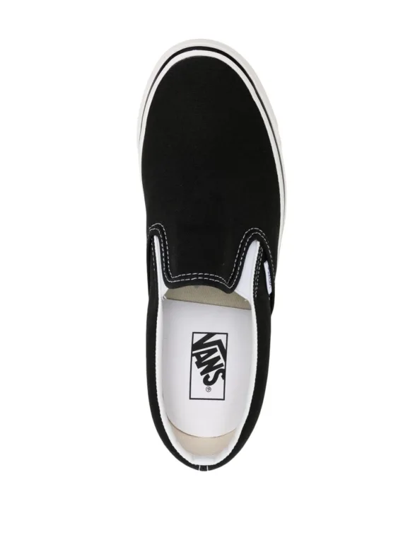 נעלי ואנס - UA Classic Slip-On 98 DX sneakers