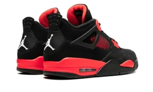 air-jordan-4-retro-red-thunder-141642_1512fa1a-69ed-4b20-9cba-5cfd020c06f9 נייק אייר ג'ורדן 4
