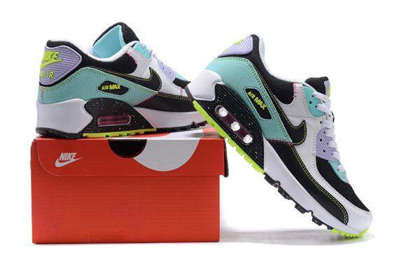 NIKE AIR MAX 90 Femme chaussures Entrainement de sport Violet Bleu Noir