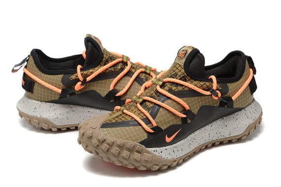 Nike ACG MOUNTAIN FLY LOW GORE-TEX SE Men's Low Cut HAZEL RUSH