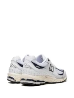 ניו באלאנס - New Balance 2002 R White/Natural Indigo sneakers