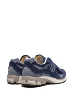 ניו באלאנס - New Balance 2002 R Navy/Grey sneakers