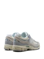 ניו באלאנס - New Balance 2002 R Linen sneakers