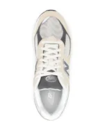 ניו באלאנס - New Balance 2002 R panelled sneakers