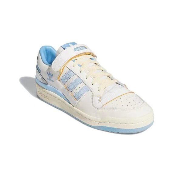 אדידס פורום - ADIDAS FORUM Low Off white/Sky Blue SNEAKERS