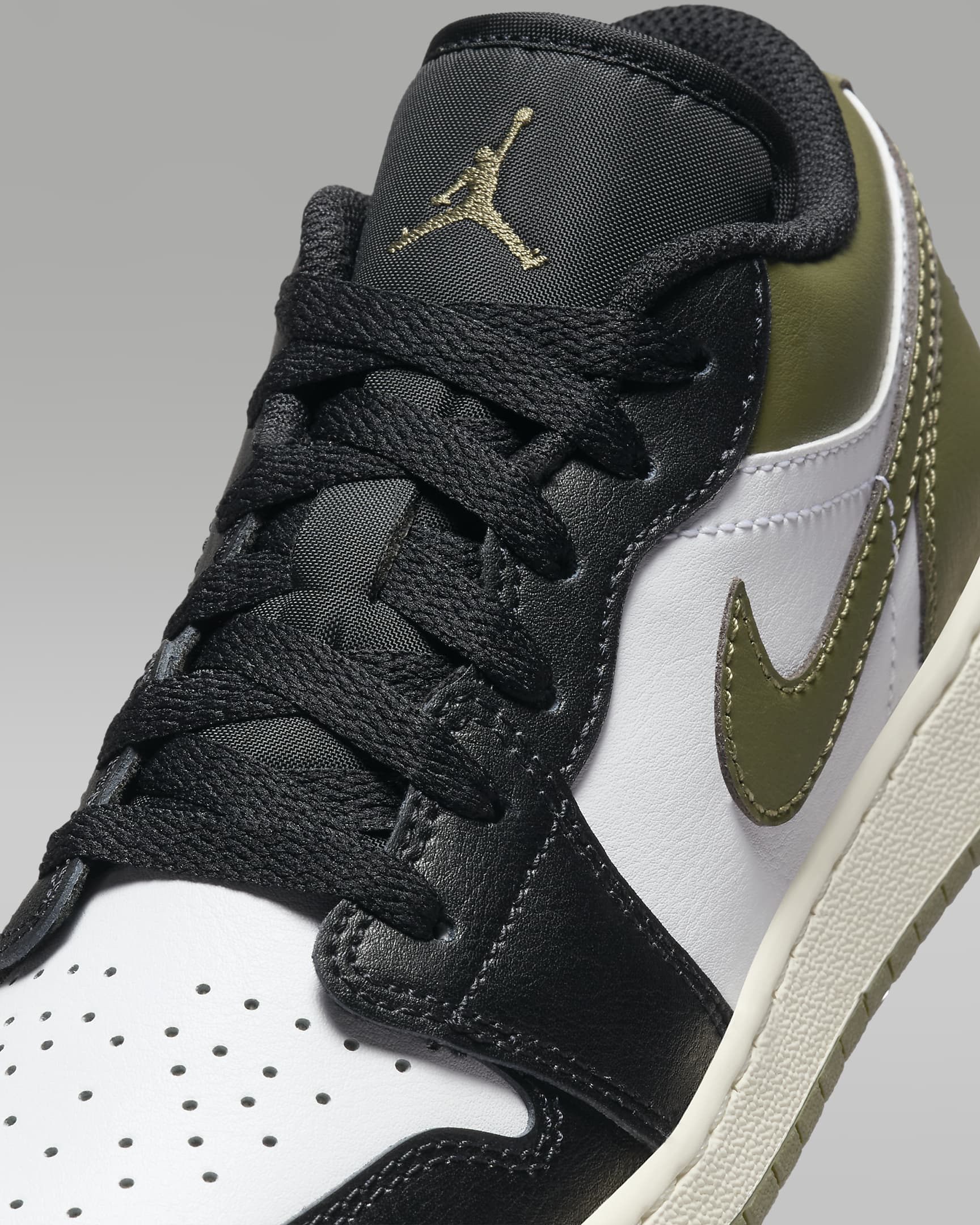Air Jordan 1 Low Green ילדים – נייק ג'ורדן – תמונה 4