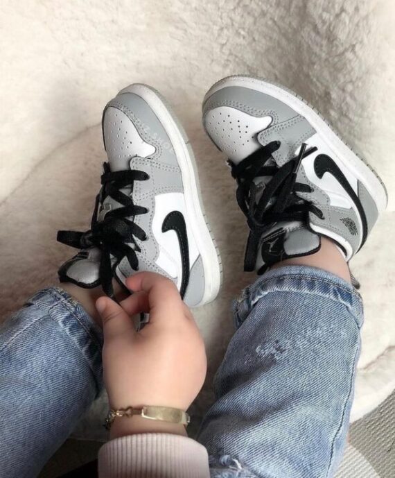 Air Jordan 1 Low Gray White ילדים – נייק ג'ורדן